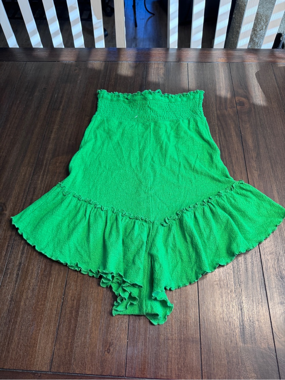 Out From Under Strapless Smocked Romper Green Ruffle Hem Tube Romper XS NWOT - Picture 8 of 14